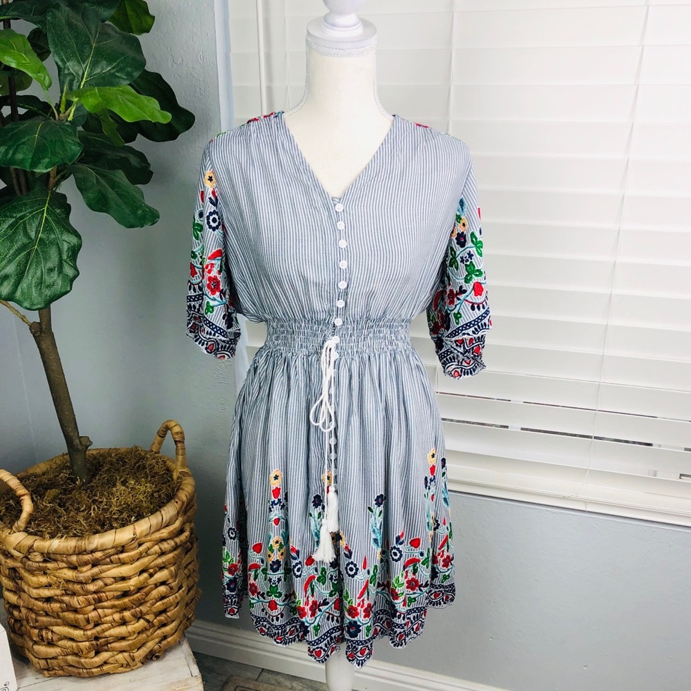 NWOT BLUE AND WHITE STRIPE TASSLE MINI DRESS